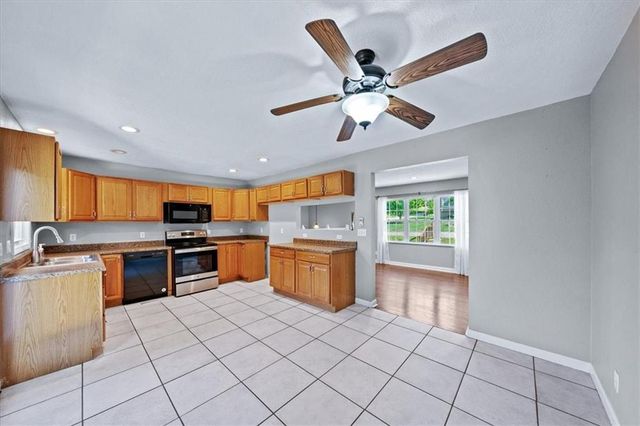 13647 Lawrence Avenue, Bonner Springs, KS 66012