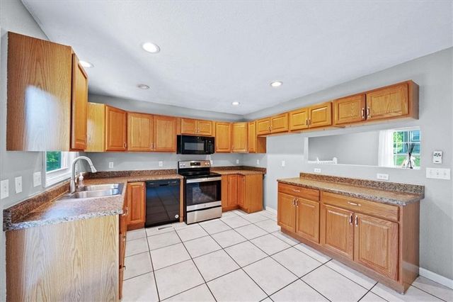 13647 Lawrence Avenue, Bonner Springs, KS 66012