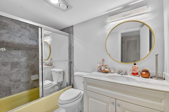 4272 Deste Court 106, Lake Worth, FL 33467