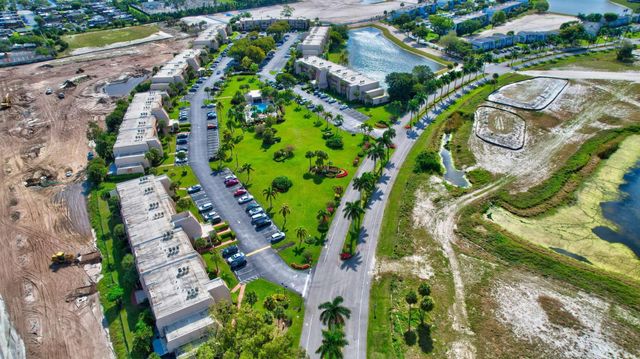 4272 Deste Court 106, Lake Worth, FL 33467