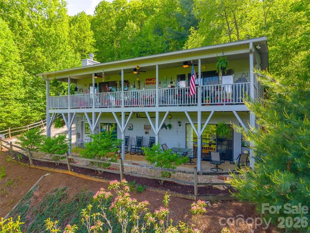 531 Reserve Road, Franklin, NC 28734