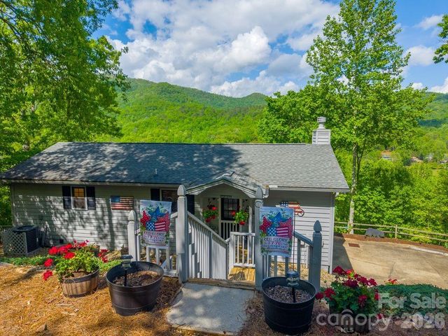 531 Reserve Road, Franklin, NC 28734