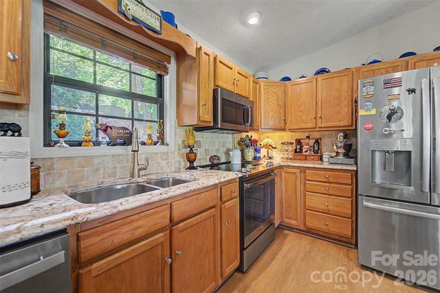 531 Reserve Road, Franklin, NC 28734