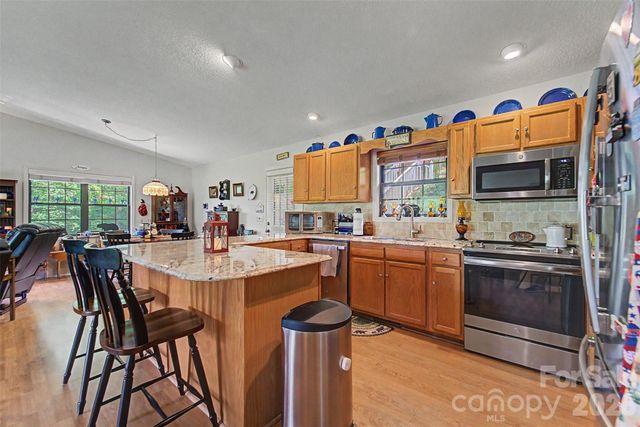 531 Reserve Road, Franklin, NC 28734