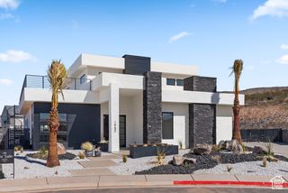 1952 W CEDAR BREAKS DR, Hurricane, UT 84737