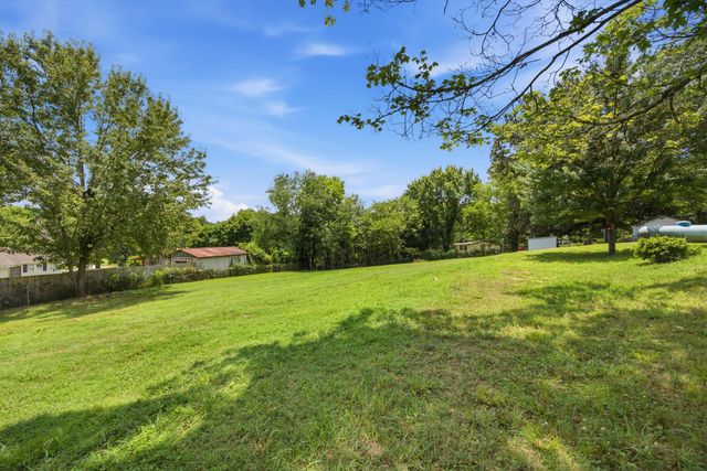 6410 Vulcan Lane, Chattanooga, TN 37416