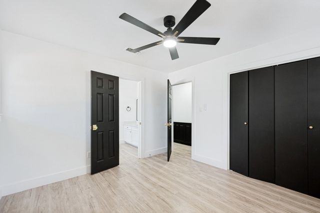 317 Cedar Creek Court, Fort Worth, TX 76103