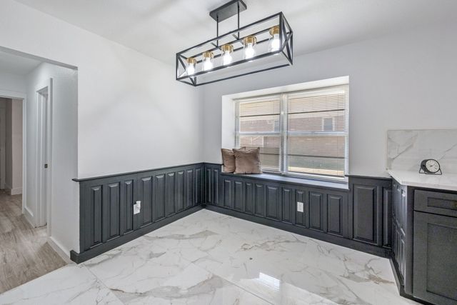 317 Cedar Creek Court, Fort Worth, TX 76103