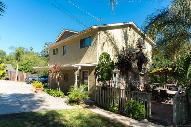 10179 Canyon Dr, Escondido, CA 92026