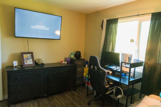 10179 Canyon Dr, Escondido, CA 92026