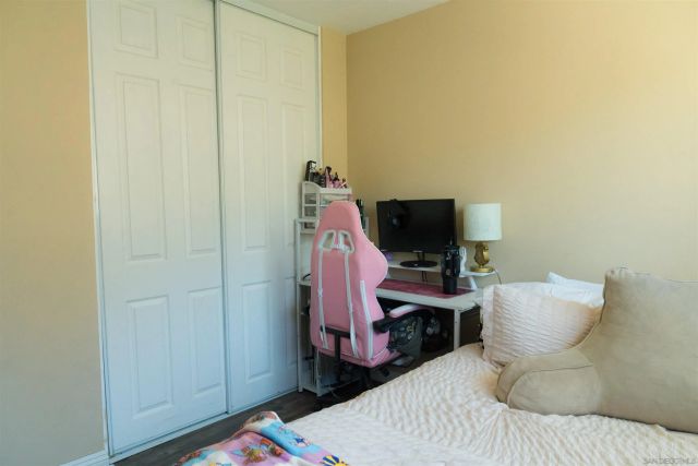 10179 Canyon Dr, Escondido, CA 92026