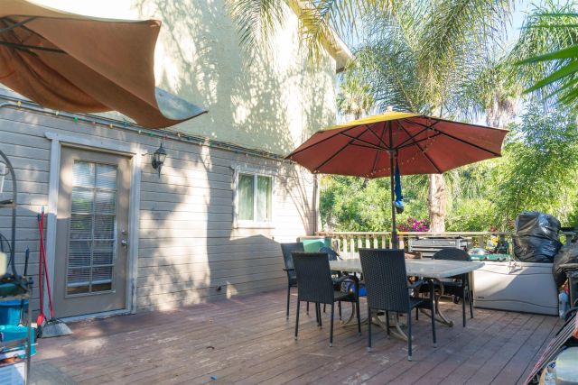 10179 Canyon Dr, Escondido, CA 92026