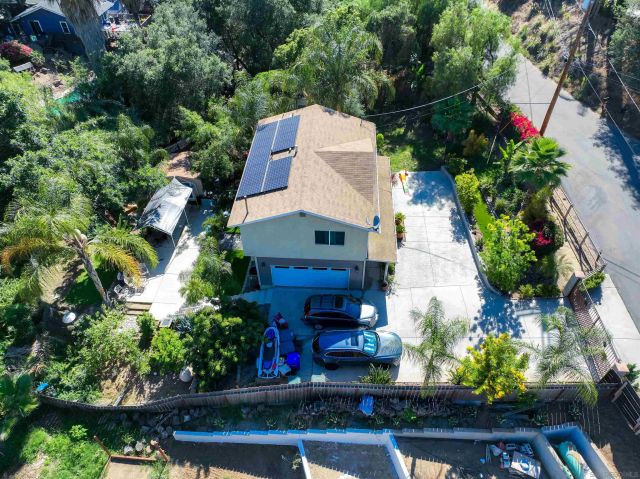 10179 Canyon Dr, Escondido, CA 92026