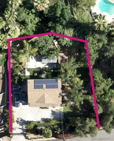 10179 Canyon Dr, Escondido, CA 92026