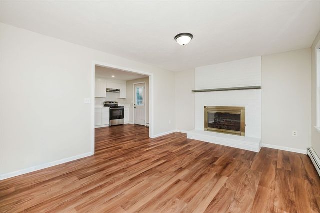 29 Colony Lane, Taunton, MA 02780