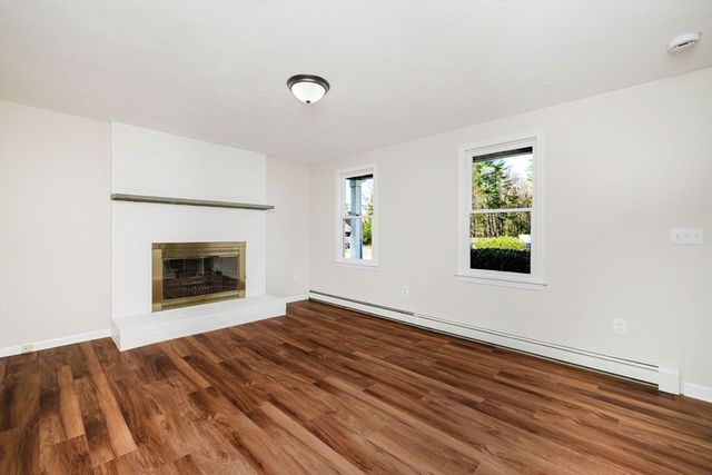 29 Colony Lane, Taunton, MA 02780