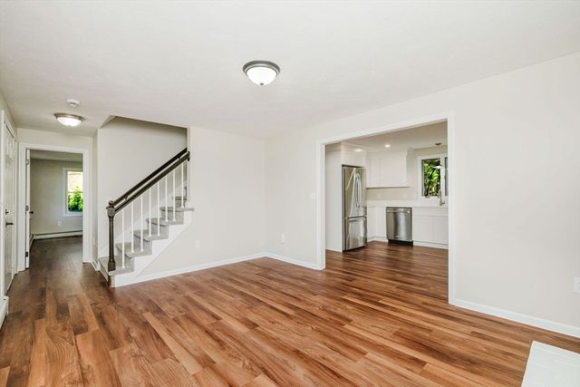 29 Colony Lane, Taunton, MA 02780