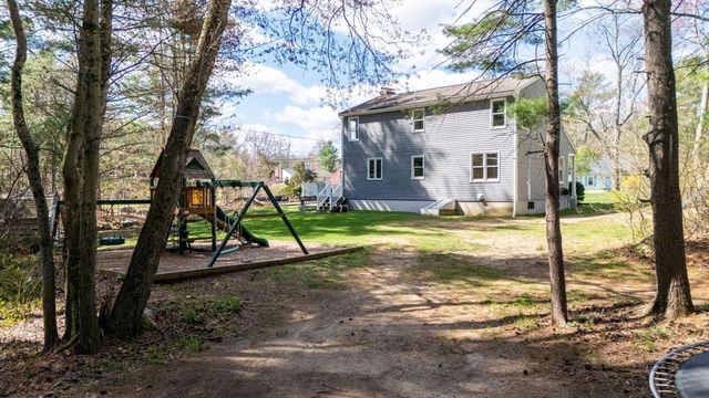 29 Colony Lane, Taunton, MA 02780