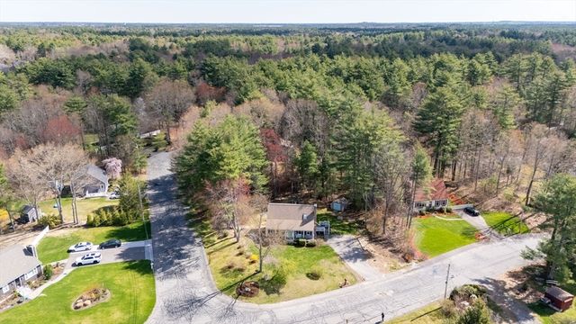 29 Colony Lane, Taunton, MA 02780