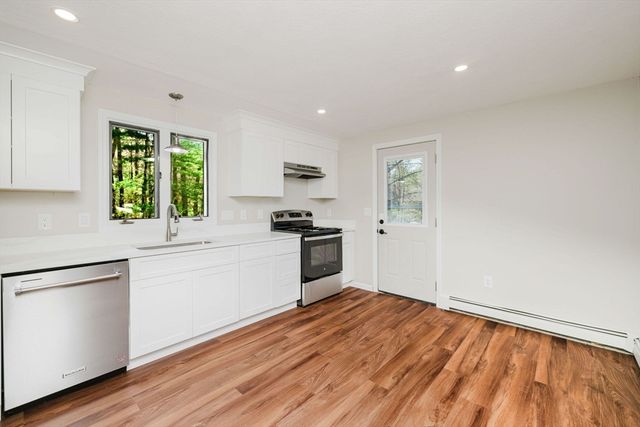 29 Colony Lane, Taunton, MA 02780