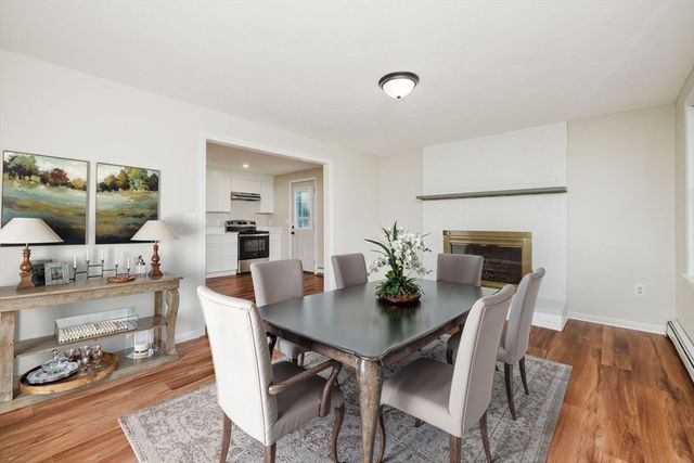 29 Colony Lane, Taunton, MA 02780