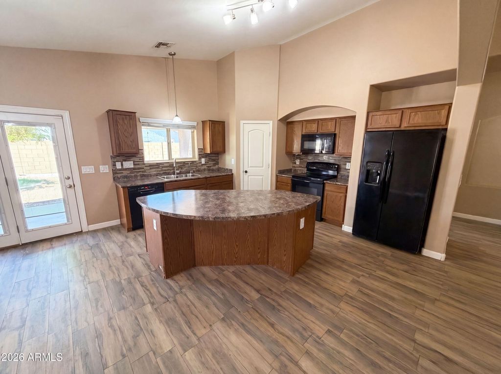 4181 S 247TH Drive, Buckeye, AZ 85326 — photo 2
