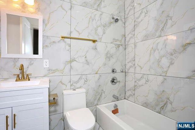 385 Passaic Avenue 5, Lodi, NJ 07644