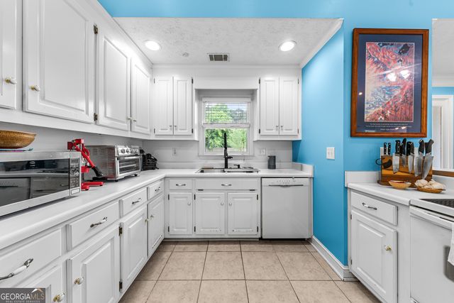 90 Aiken Way, Covington, GA 30016