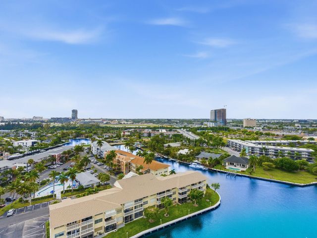427 Golden Isles Drive Apt 16a, Hallandale Beach, FL 33009
