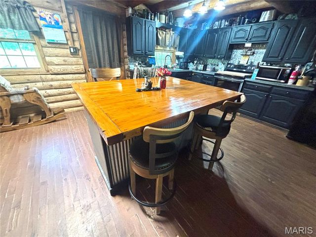 3638 Hotze Road, Salem, IL 62881