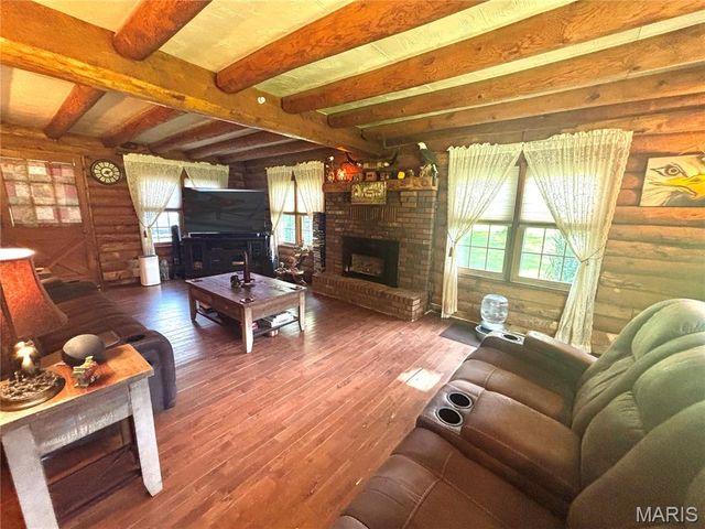 3638 Hotze Road, Salem, IL 62881