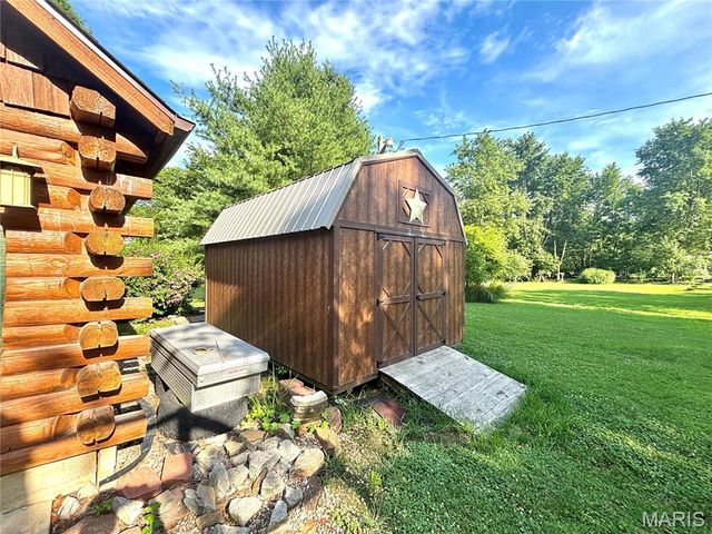 3638 Hotze Road, Salem, IL 62881