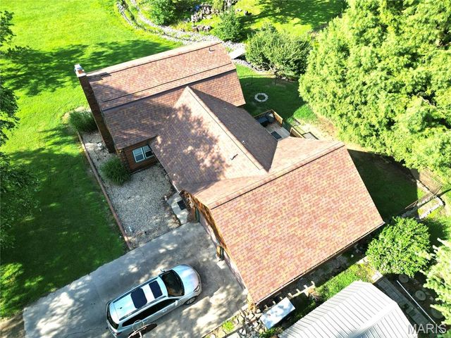 3638 Hotze Road, Salem, IL 62881