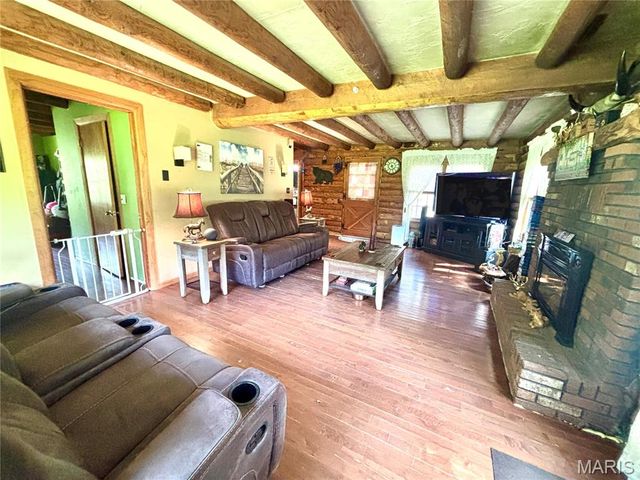 3638 Hotze Road, Salem, IL 62881