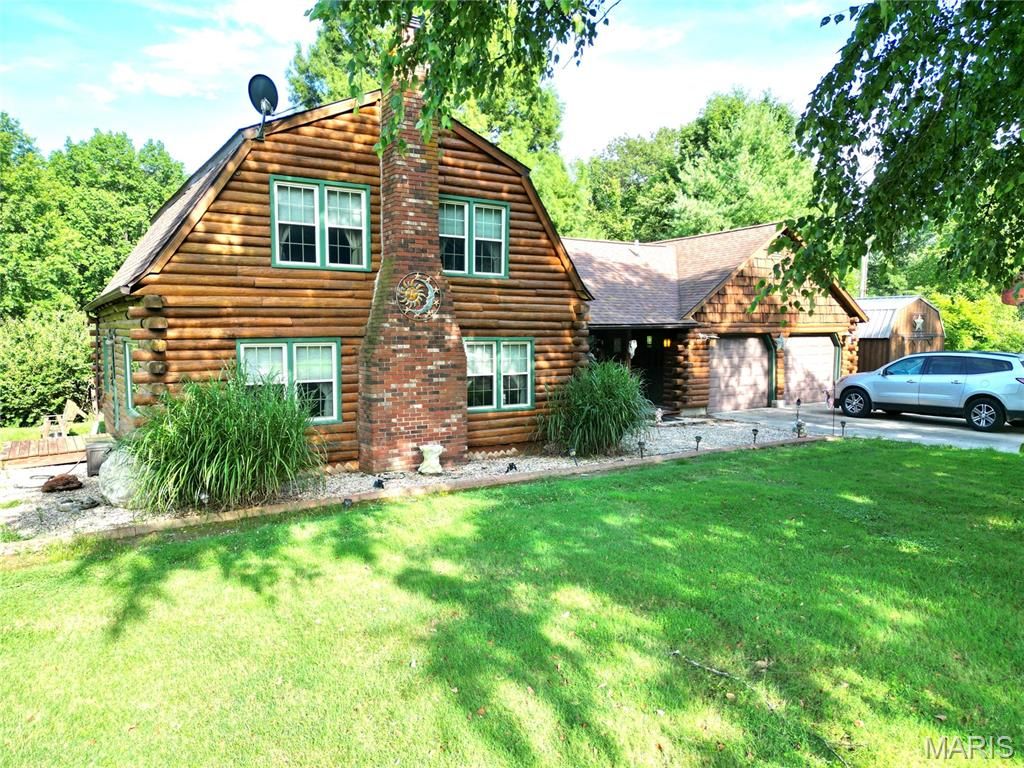 3638 Hotze Road, Salem, IL 62881