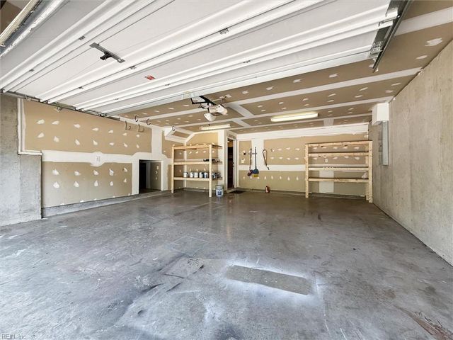 5967 Erin Leigh DR, Gloucester, VA 23061