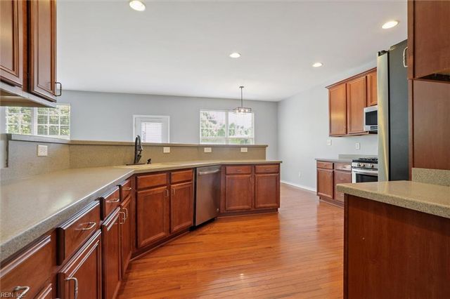 5967 Erin Leigh DR, Gloucester, VA 23061