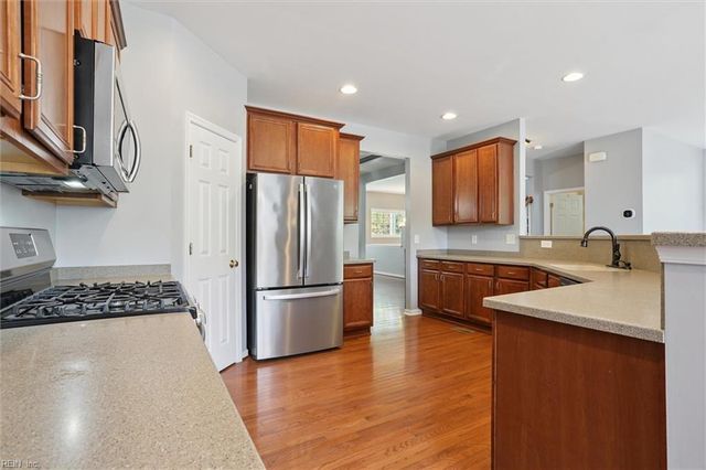 5967 Erin Leigh DR, Gloucester, VA 23061