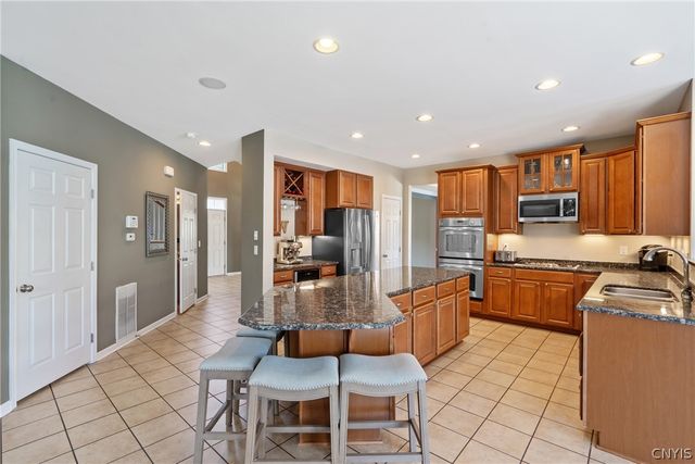 4434 Millstream Drive, Clay, NY 13041
