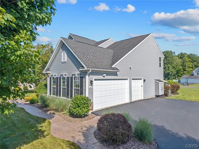 4434 Millstream Drive, Clay, NY 13041