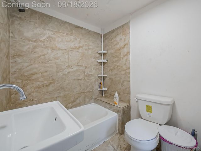 9621 Montrose Street, Detroit, MI 48227