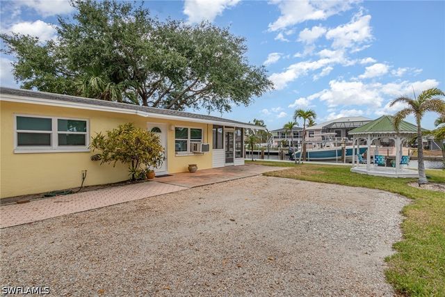 4818 Regal DR, Bonita Springs, FL 34134