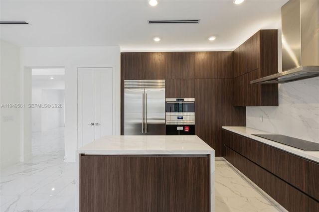 19749 NE 16th Pl 19749, Miami, FL 33179