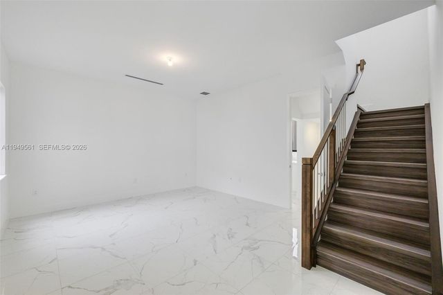 19749 NE 16th Pl 19749, Miami, FL 33179