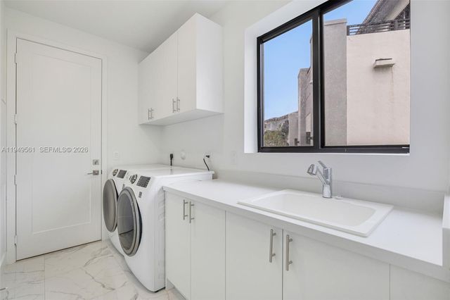 19749 NE 16th Pl 19749, Miami, FL 33179