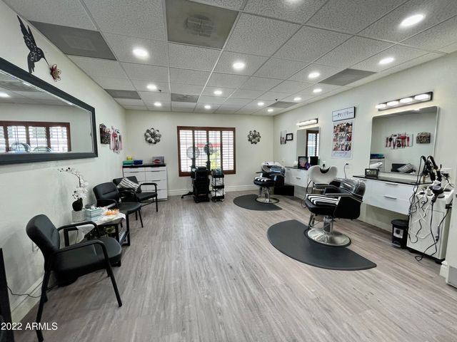 6945 E MAIN Street, Mesa, AZ 85207