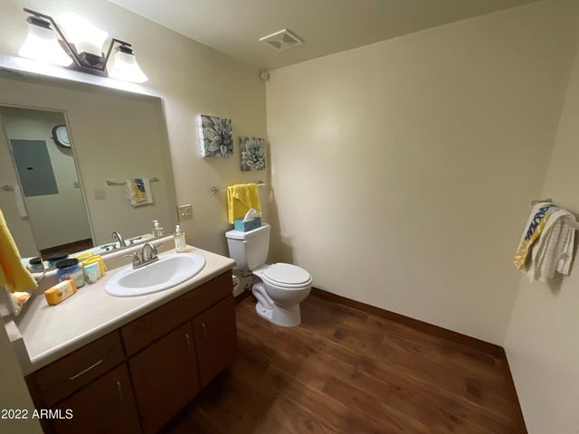 6945 E MAIN Street, Mesa, AZ 85207