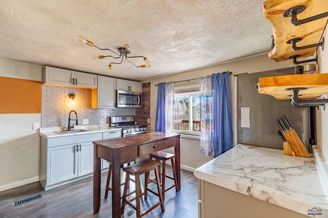 616 ST CLOUD, Rapid City, SD 57701