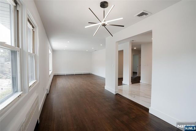 453 8th Street, Palisades Park, NJ 07650