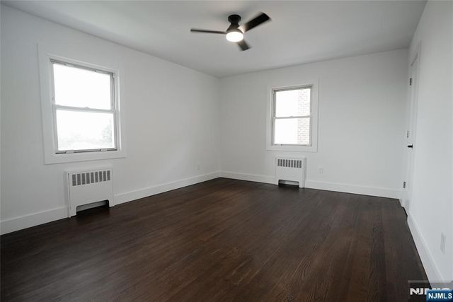453 8th Street, Palisades Park, NJ 07650